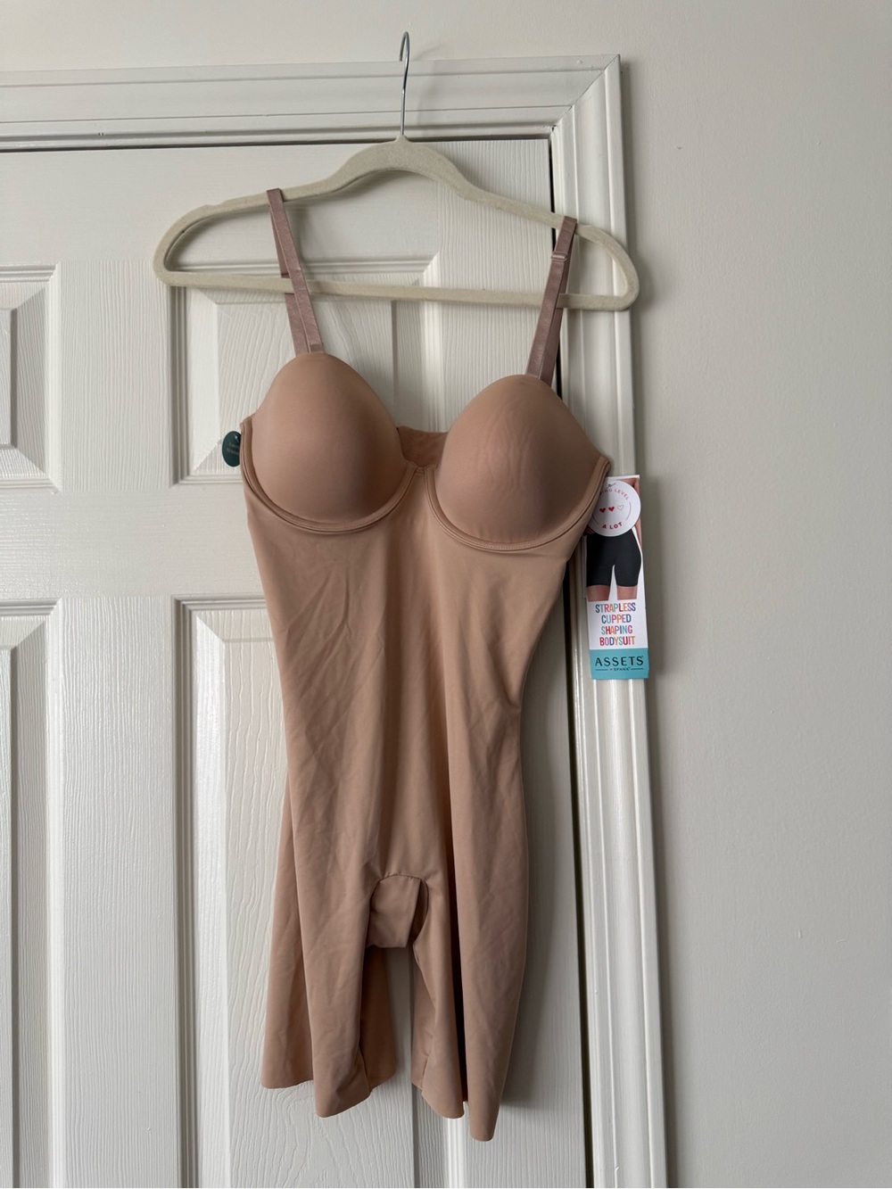 SPANX Nude Strapless-Look Shaping Bodysuit